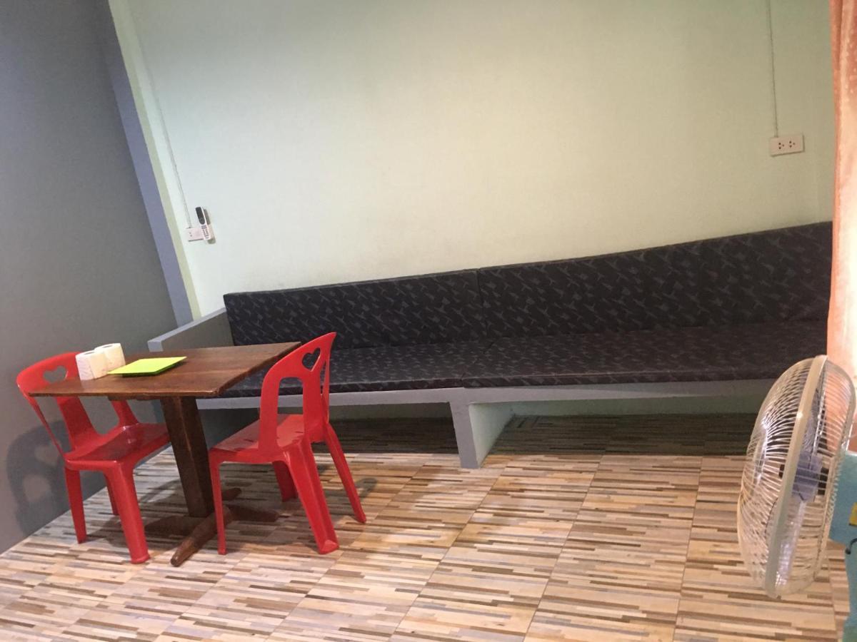 P'Un House Hotel Ko Tao Bagian luar foto