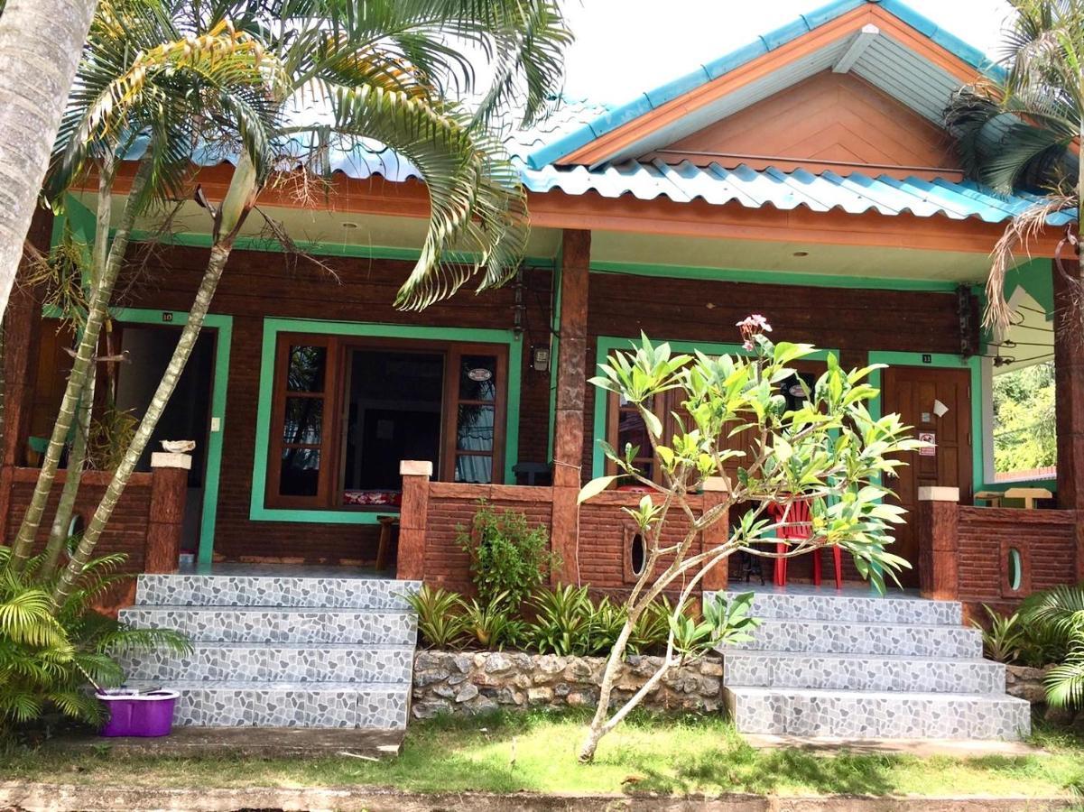 P'Un House Hotel Ko Tao Bagian luar foto