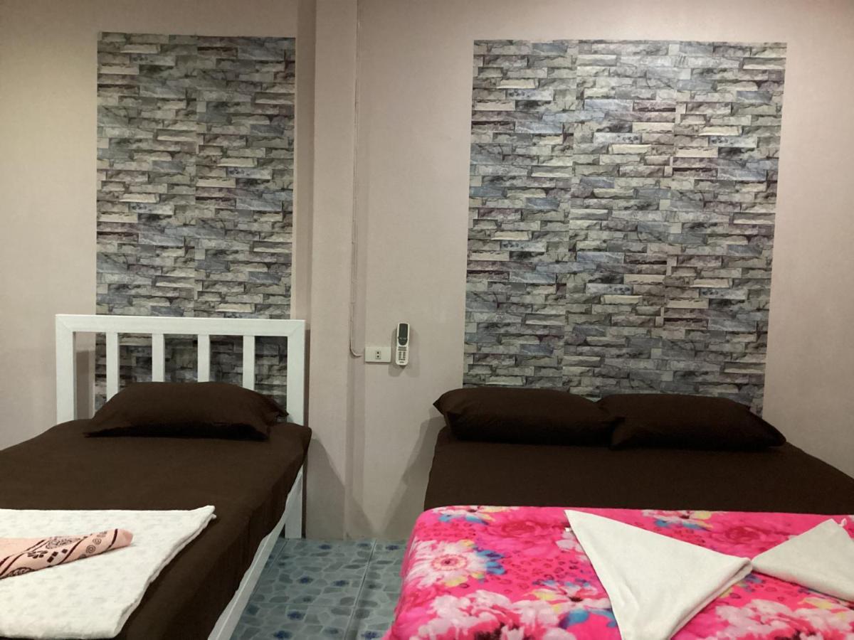P'Un House Hotel Ko Tao Bagian luar foto