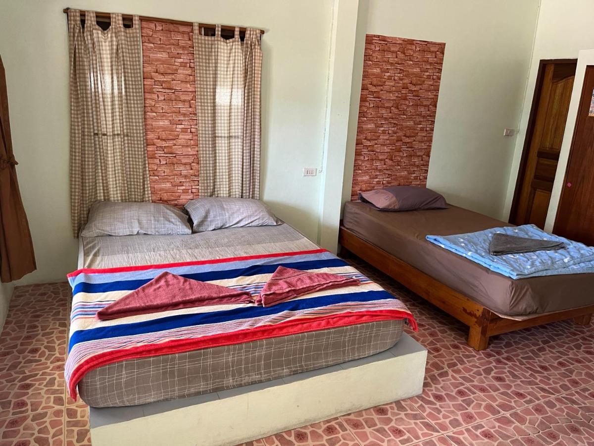 P'Un House Hotel Ko Tao Bagian luar foto