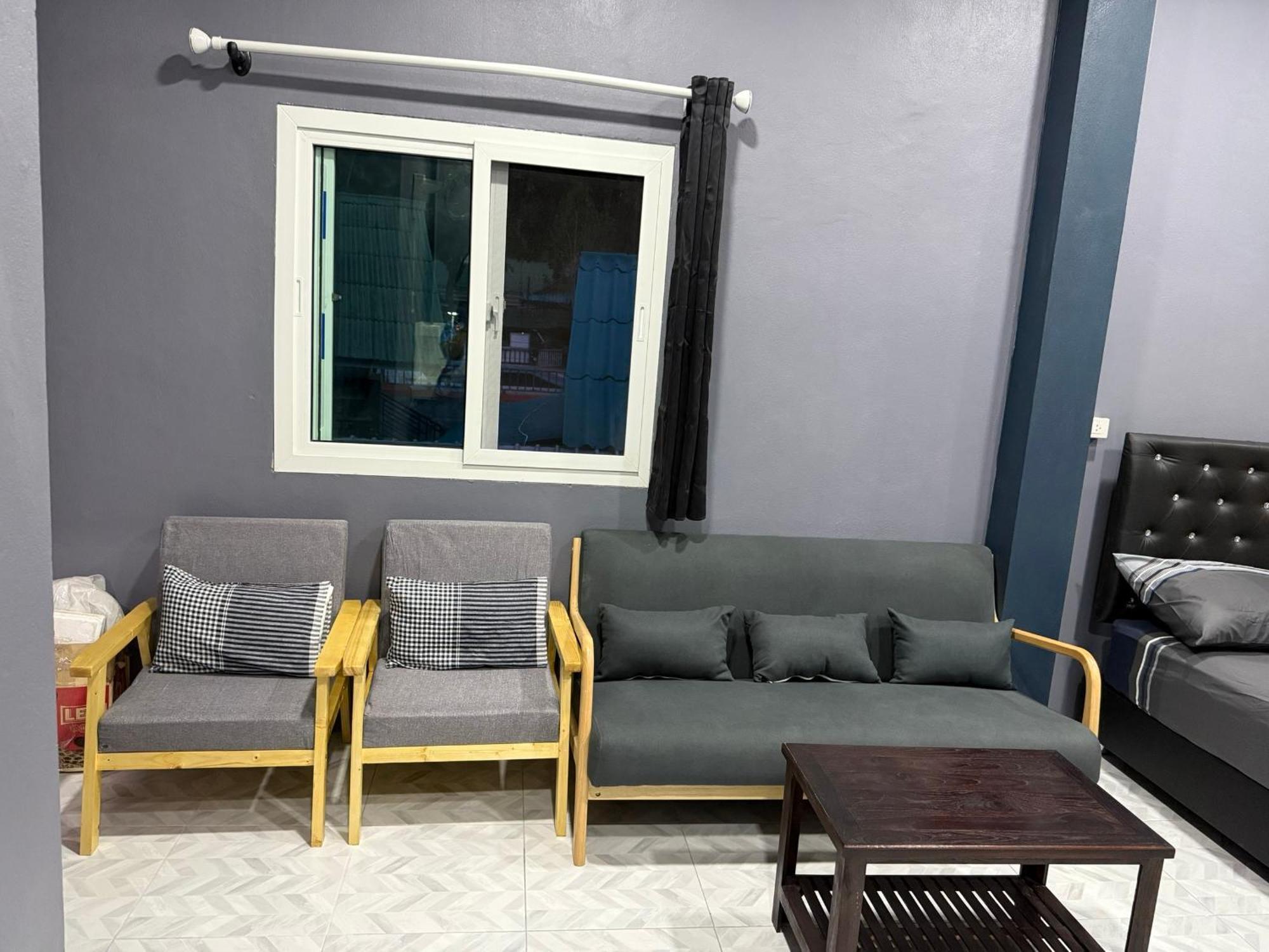 P'Un House Hotel Ko Tao Bagian luar foto
