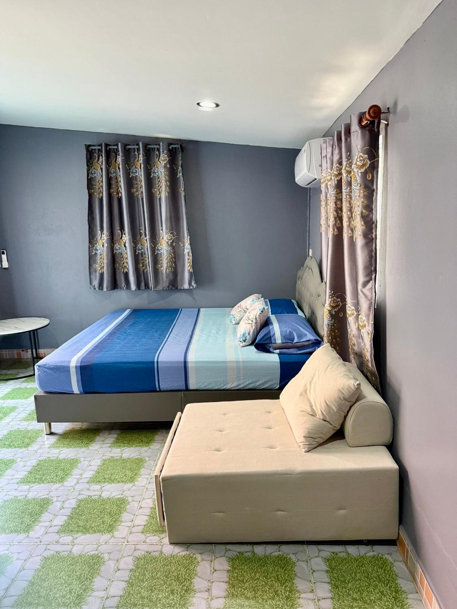 P'Un House Hotel Ko Tao Bagian luar foto