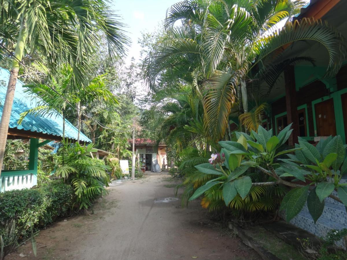 P'Un House Hotel Ko Tao Bagian luar foto